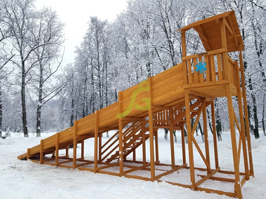 Зимняя горка "IgraGrad Snow Fox (Домик)", скат 10 м