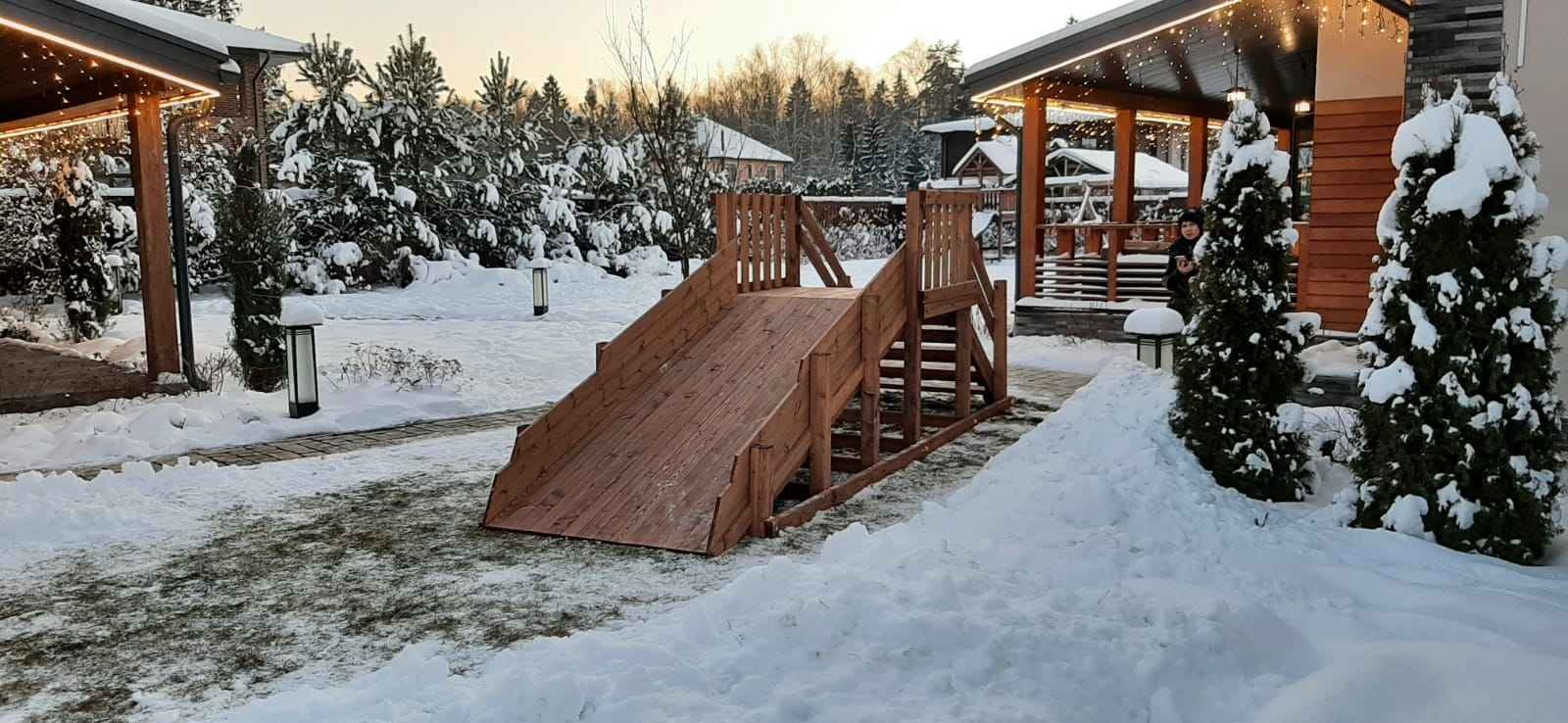 Зимняя деревянная заливная горка Ледянка (Без окраски)