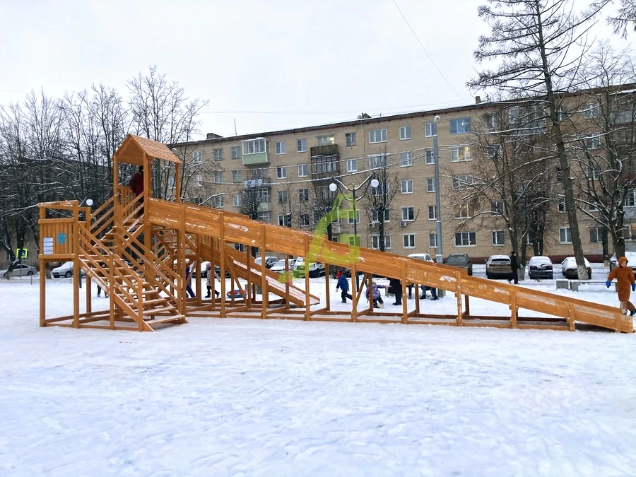 Зимняя деревянная горка "IgraGrad Snow Fox 12 м" с двумя горками (две лестницы)