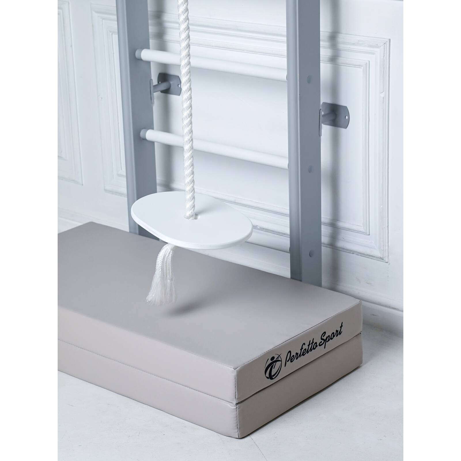 ДСК PERFETTO SPORT "Scala in legno" grigio PS-111