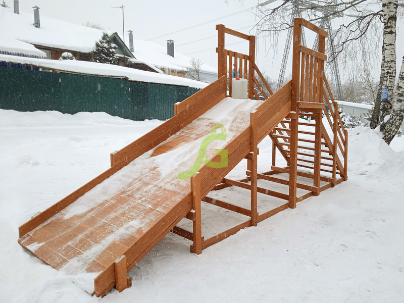 Зимняя горка IgraGrad SnowFox Start, скат 4 м